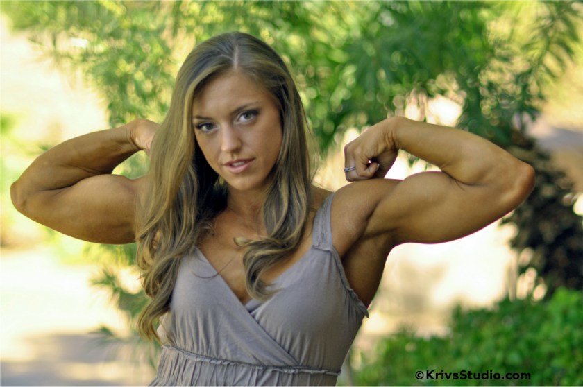 Holland Canter showing off her impressive biceps. Can I touch?