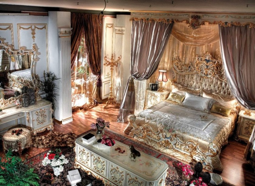 A bedroom fit for a Queen.